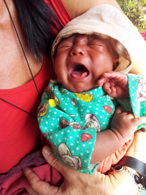 News im Dorf:  Familienzuwachs bei Susila und Keshav, ihr zweites Baby (der ersehnte Junge!)