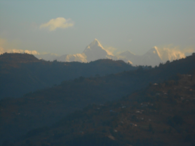 Aussicht von unserer Küche auf das Annapurnamassiv (8000 m) morgends um 6.30