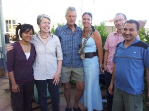 Gruppenbild: ganz rechts Tanka Poudel, aufgewachsen in Bakhal / Nepal
